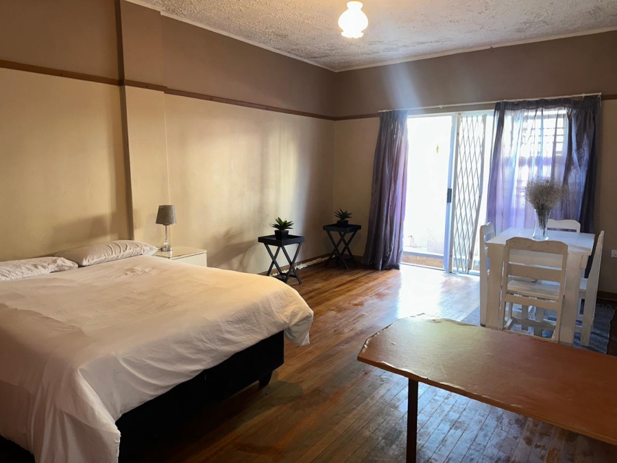 1 Bedroom Property for Sale in Quigney Eastern Cape